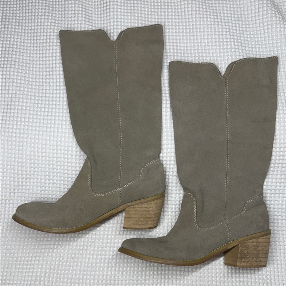 Taupe Suede Vintage Nine West Mid-Calf Western Boots - Size 8